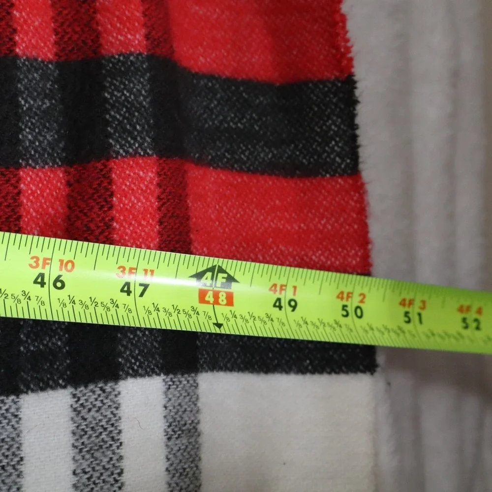 Aspen Red/White Plaid Throw Blanket With Fringe 71